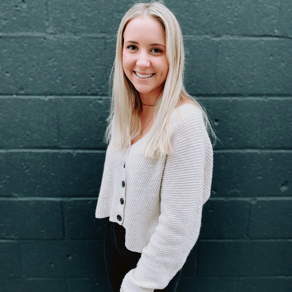 Meet your Posher, Olivia